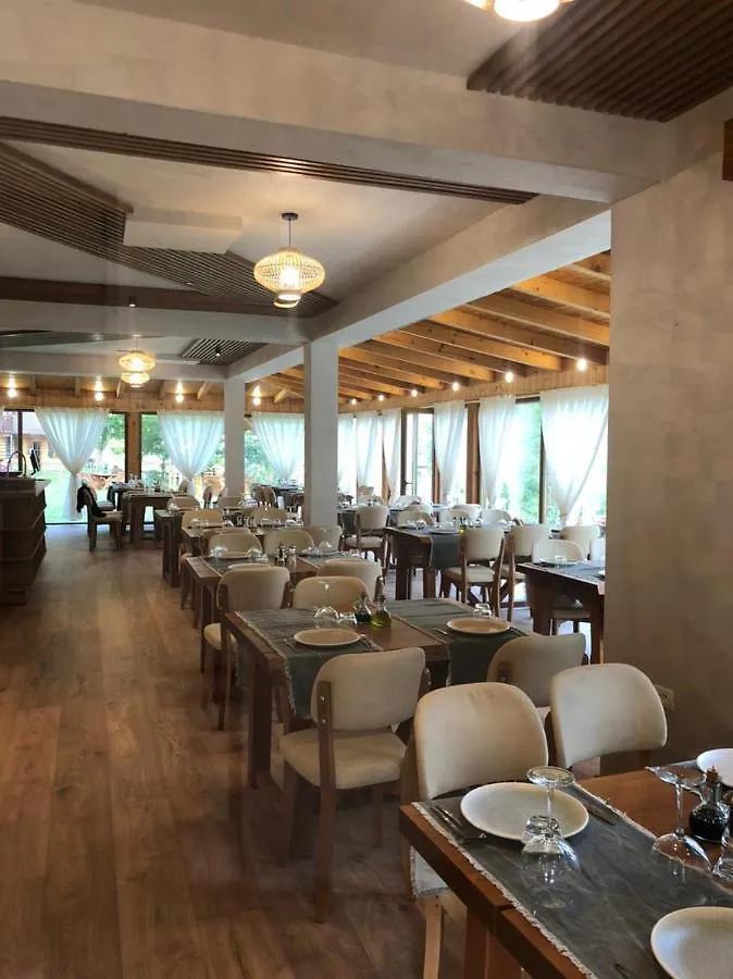 ***** Pensión Hotel Bujtina Berishta Theth Albania